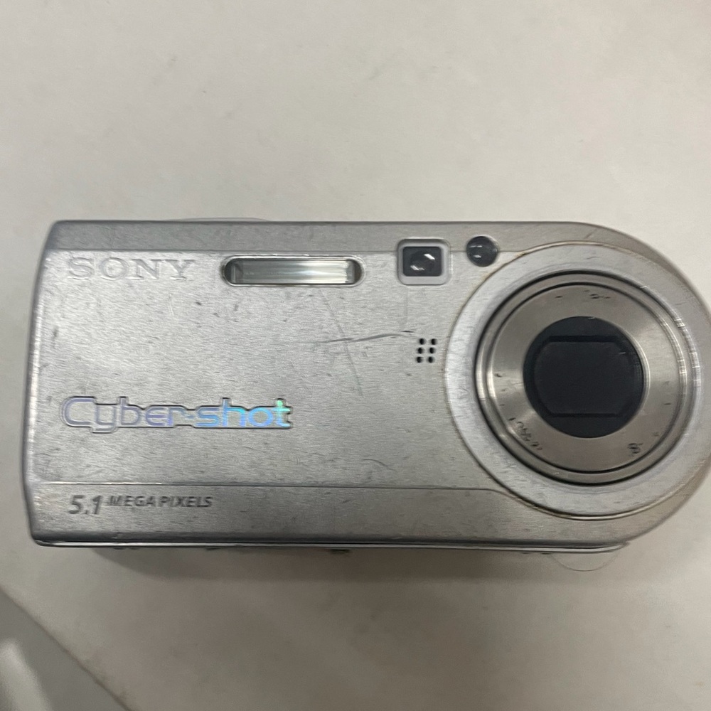 Sony Cybershot DSCP100 5.1MP Digital Camera with 3x Optical Zoom